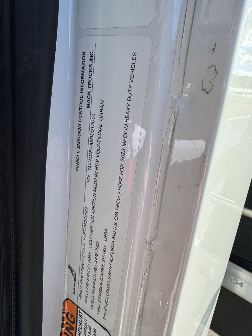 2024 MACK MD6 - USED TRUCKS FLAT BED - image 19